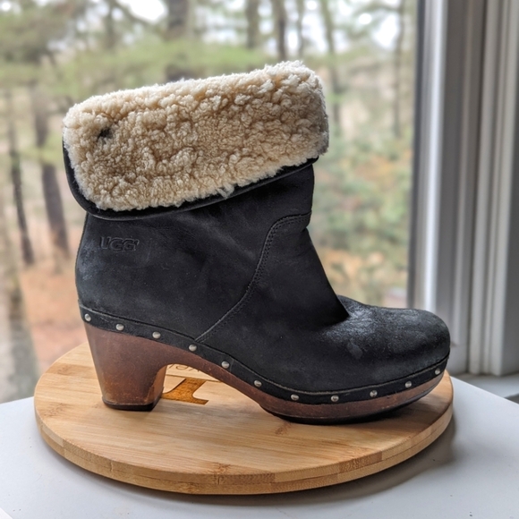 UGG Australia Lynnea Shearling Studded Clog Boot - Picture 2 of 12